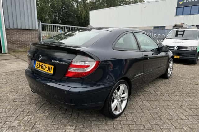 Mercedes-Benz C-Klasse (2005) thumbnail 5