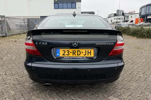 Mercedes-Benz C-Klasse (2005) thumbnail 6