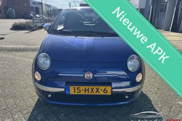 Fiat 500 (2009) thumbnail 2