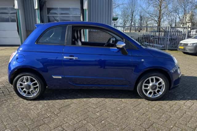 Fiat 500 (2009) thumbnail 4