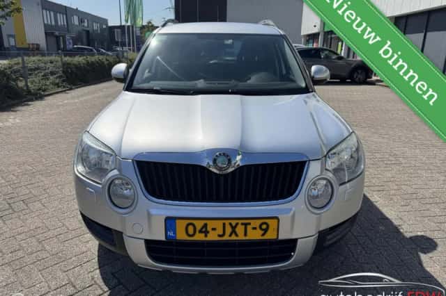 Škoda Yeti (2010) thumbnail 2