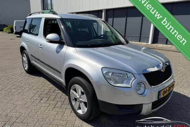 Škoda Yeti (2010) thumbnail 3