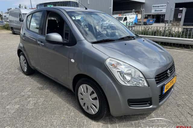 Suzuki Splash (2011) thumbnail 3
