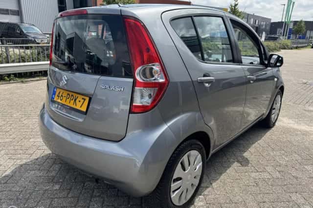 Suzuki Splash (2011) thumbnail 5