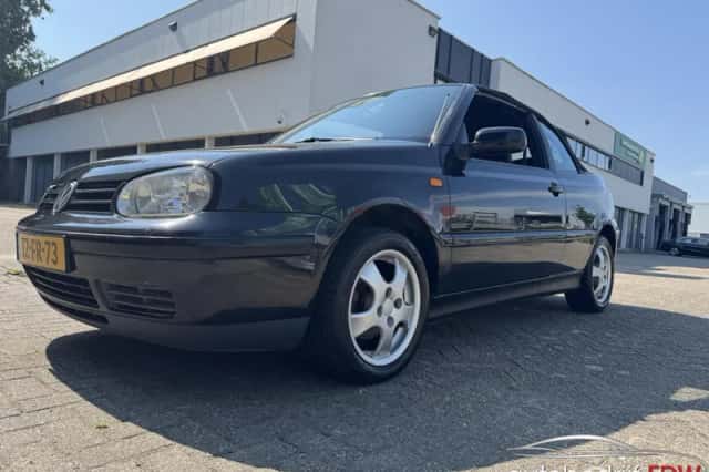 Volkswagen Golf (1998) thumbnail 1