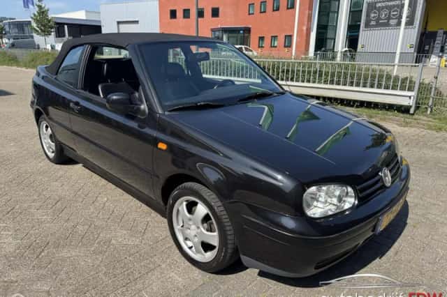 Volkswagen Golf (1998) thumbnail 3