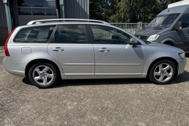 Volvo V50 (2011) thumbnail 4
