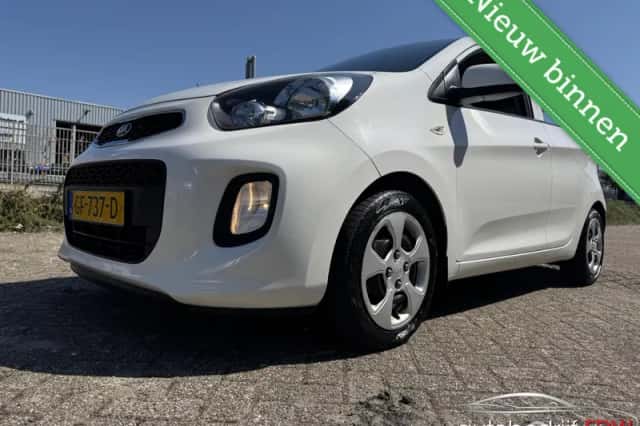 Kia Picanto (2015) thumbnail 1