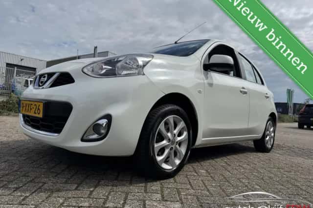 Nissan Micra (2014) thumbnail 1