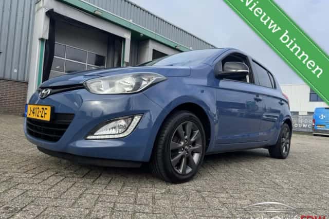 Hyundai i20 (2014) thumbnail 1
