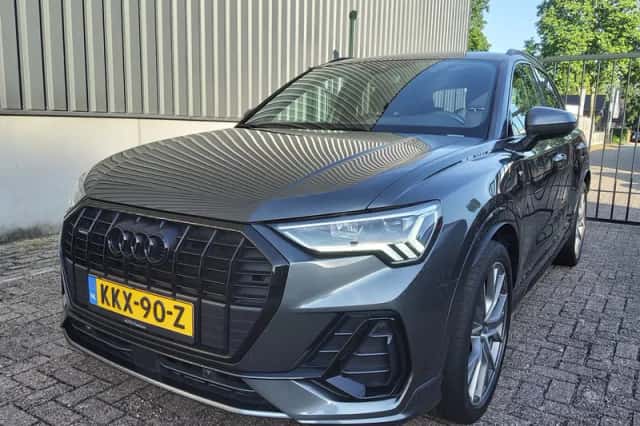 Audi Q3 (2019) thumbnail 6