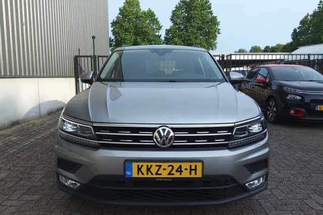 Volkswagen Tiguan (2016) thumbnail 4