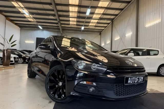 Volkswagen Scirocco (2012) thumbnail 3