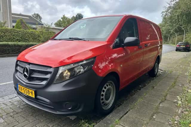 Mercedes-Benz Vito (2016) thumbnail 1