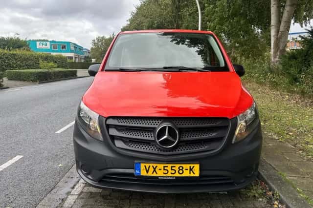 Mercedes-Benz Vito (2016) thumbnail 3