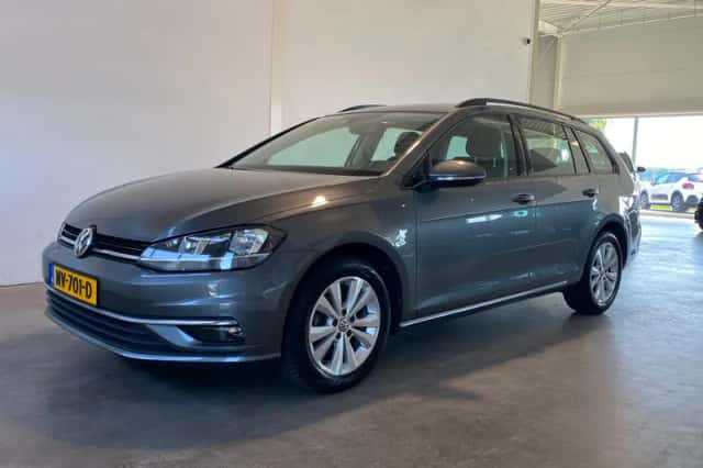 Volkswagen Golf (2017) thumbnail 1