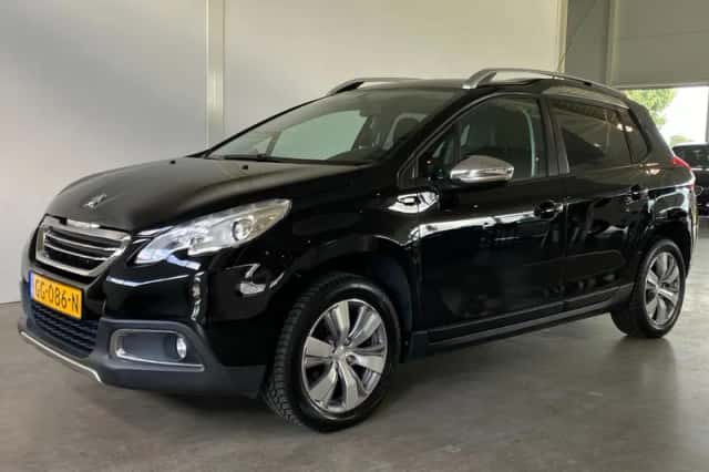 Peugeot 2008 (2015) thumbnail 1