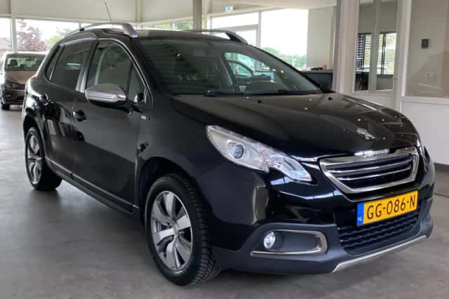 Peugeot 2008 (2015) thumbnail 6