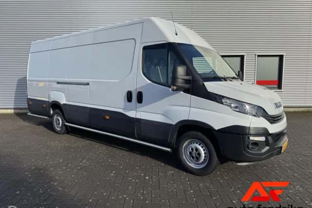 Iveco Daily (2019) thumbnail 2