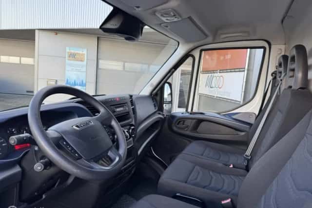 Iveco Daily (2019) thumbnail 5