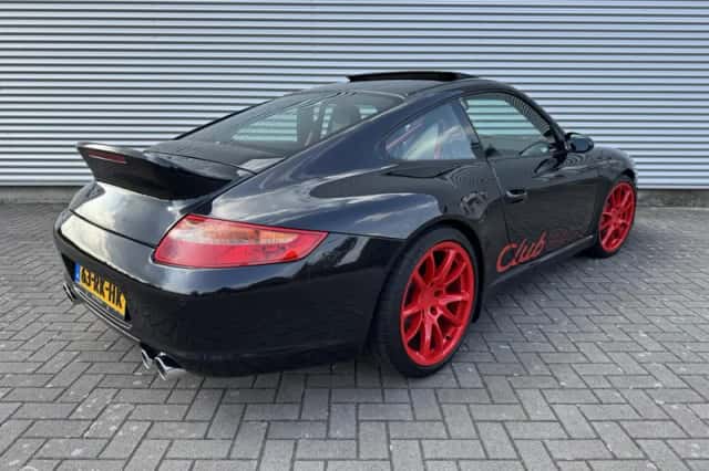 Porsche 911 (2005) thumbnail 6