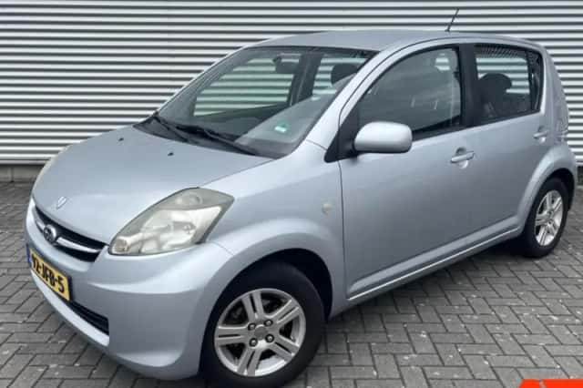 Subaru Justy (2009) thumbnail 1