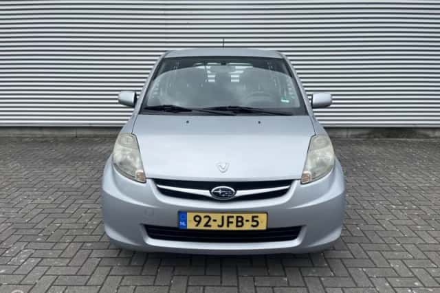 Subaru Justy (2009) thumbnail 5