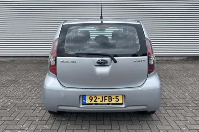 Subaru Justy (2009) thumbnail 6
