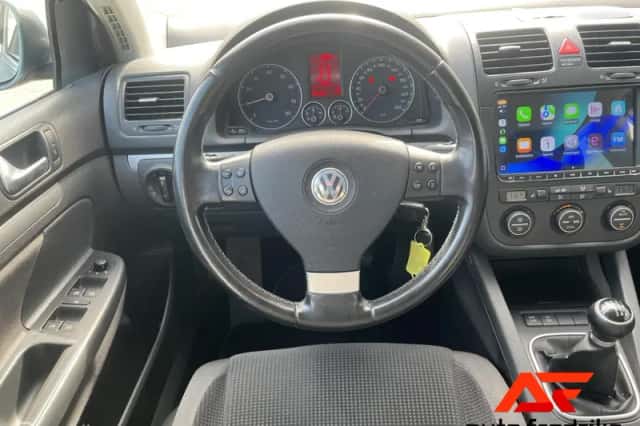 Volkswagen Golf (2008) thumbnail 4