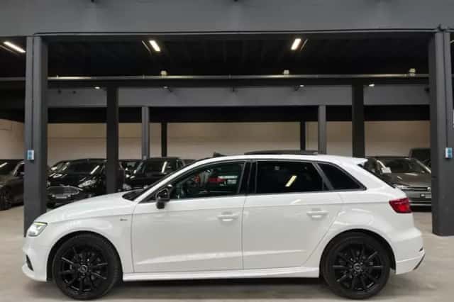 Audi A3 (2019) thumbnail 2