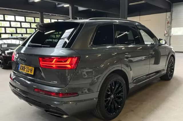 Audi Q7 (2015) thumbnail 5
