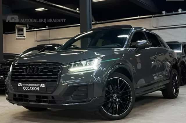 Audi Q2 (2017) thumbnail 1