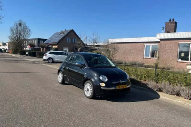 Fiat 500 (2009) thumbnail 4
