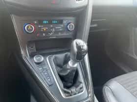 Ford Focus thumbnail 11