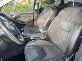Ford Focus thumbnail 13
