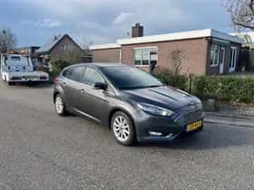 Ford Focus thumbnail 8