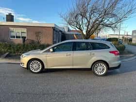 Ford Focus thumbnail 2