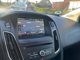 Ford Focus thumbnail 12