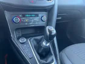 Ford Focus thumbnail 13