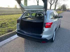 Ford Focus thumbnail 7