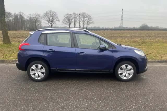 Peugeot 2008 (2014) thumbnail 2