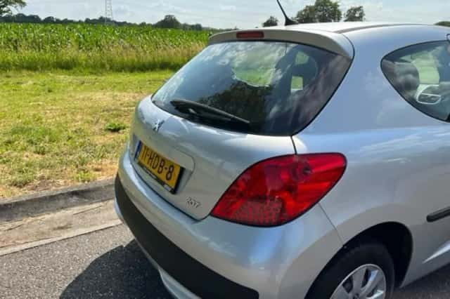 Peugeot 207 (2008) thumbnail 4