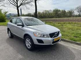 Volvo XC60 thumbnail 6