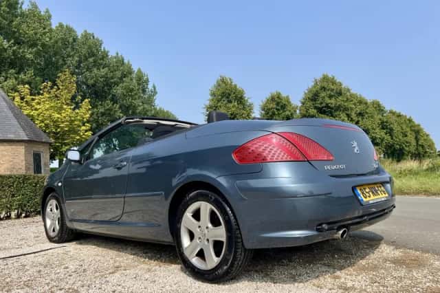 Peugeot 307 (2004) thumbnail 3