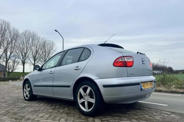 SEAT Leon (2004) thumbnail 3