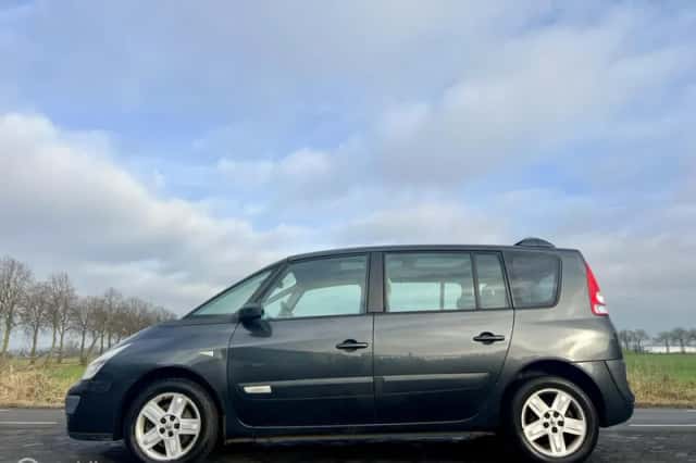 Renault Espace (2005) thumbnail 2