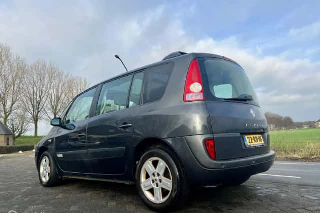 Renault Espace (2005) thumbnail 3