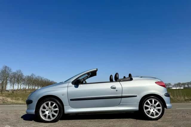 Peugeot 206 (2001) thumbnail 2