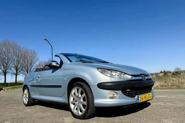Peugeot 206 (2001) thumbnail 4