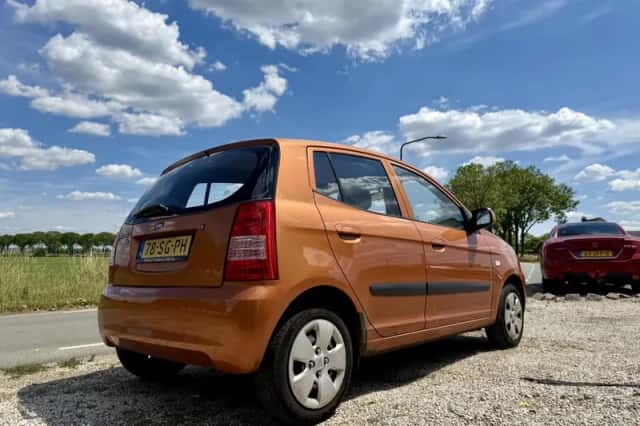 Kia Picanto (2006) thumbnail 6